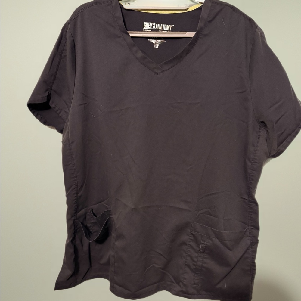 Grey's Anatomy Women’s Dark Gray / Pewter scrub top